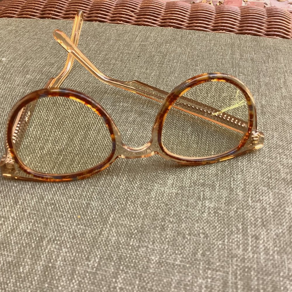 KREWE Glasses MIRO Style